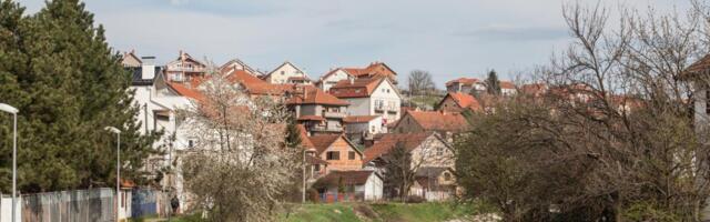 POGLEDAO SLIKU SVOJE KUĆE NA GUGLU, PA ZANEMEO OD PRIZORA Odmah pokazao roditeljima: "Nismo mogli da progovorimo ni reč..."