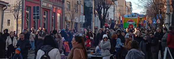 Humanitarni, muzički i porodični događaj  Srce Kragujevca  u Karađorđevoj ulici: Pomoć dečjim klinikama UKC-a