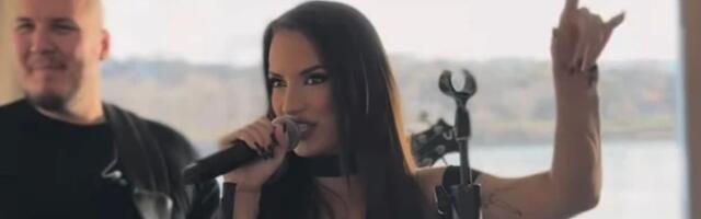 Za nju zime nema: Barbara Bobak u providnom bodiju "zapalila" Novi Sad! Pun splav se s njom zagrejao za doček