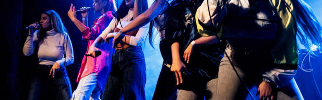 Večeras koncert “Pretty Loud“, prvog ženskog romskog hip-hop benda