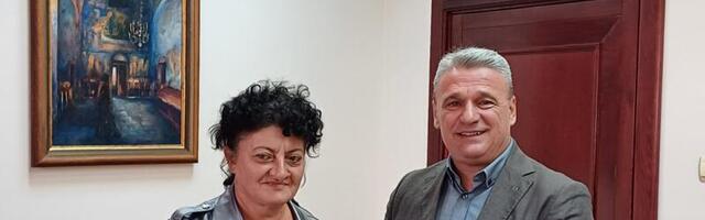 Potpisan ugovor za šest kuća u okviru projekta kojim su stambeno pitanje rešile 44 porodice iz Čačka