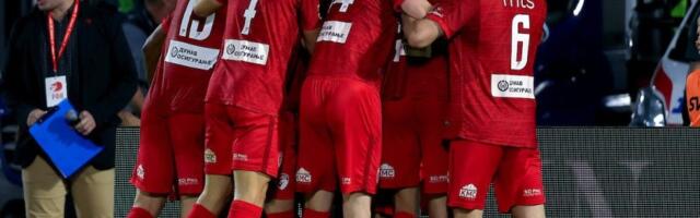 Zvezda je u nokautu: Radnički vodi 3:0, šampion ne zna gde je!