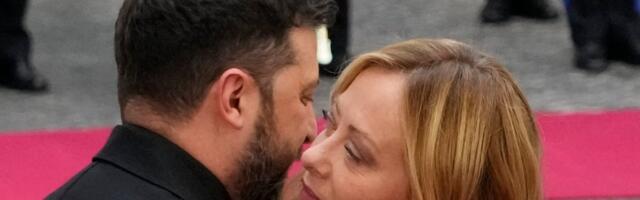 Opa! Šta je ovo Đorđa Meloni uradila Zelenskom? Bilo je mnogo bolno, poruka je jasna -  Putinu mora da preda ovo