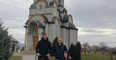 HODOČAŠĆE HUMANOSTI KREĆE IZ KRALJEVA: KORACIMA NADE ZA VASILIJA I DUNJU