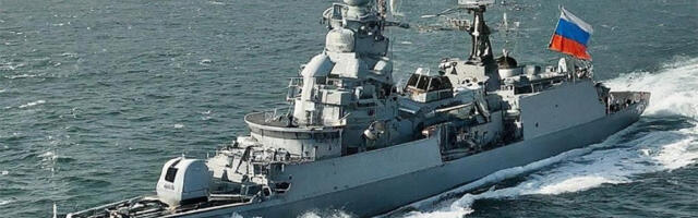 HAOS U MORU: Bespilotni čamac napao tanker RUSKE FLOTE!  Izbio i požar