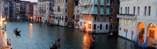 Požar u Veneciji: Dve osobe teže povređene