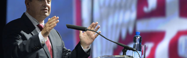 SMENJEN ŠKUNDRIĆ Dačić: Isključena dva člana SPS