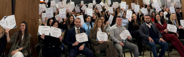 TRADICIJA KOJA SPAJA MLADE: MOST na Zlatiboru okupio studente iz tri države (FOTO/VIDEO)