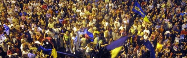 DS sve daje studentima: Da li će nešto dobiti?