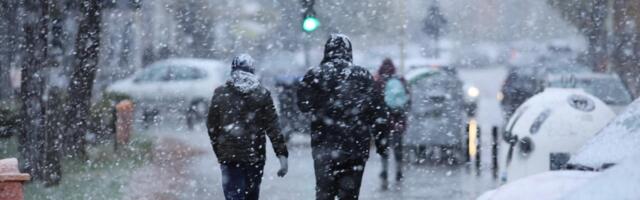 RHMZ izdao narandžasto upozorenje, Šumadija na snežnom udaru!