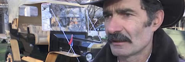 Kragujevčanin Radoslav Matović napravio repliku prvog automobila koji je 1903. stigao u Srbiju