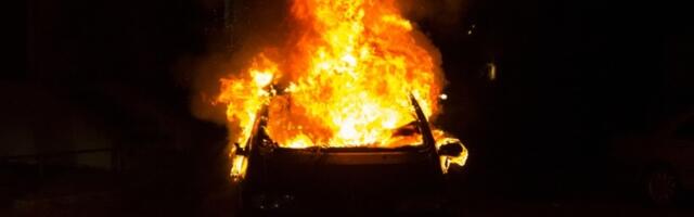 Novo paljenje automobila u BG: Izgoreo luksuzni džip
