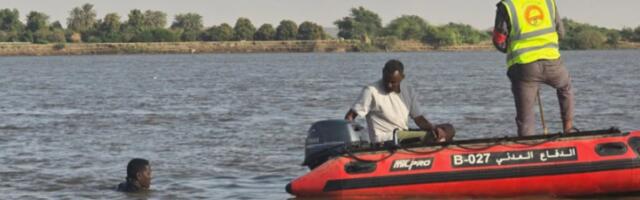 Најмање 12 људи нестало након што се брод преврнуо у Судану