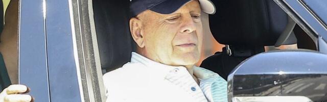 Osvanule teške vesti o Brusu Vilisu, porodica spremna na najgore: Doneli veliku odluku i ostavili svet u šoku