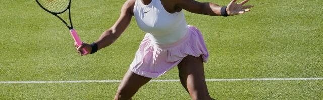 Serena se vratila: Pobeda u prvom meču posle četiri godine pauze (VIDEO)
