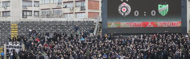 NEZVANI GOSTI NA PROSLAVI PARTIZANOVE TITULE: Ovo je sve podsetilo na meč sa Anortozisom (FOTO)