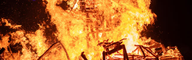 MUŠKARAC ZAPALIO SINAGOGU Drama u Rusiji