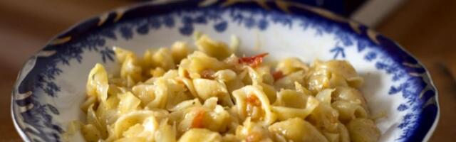 VIDEO: Staro, dobro - testo sa kupusom