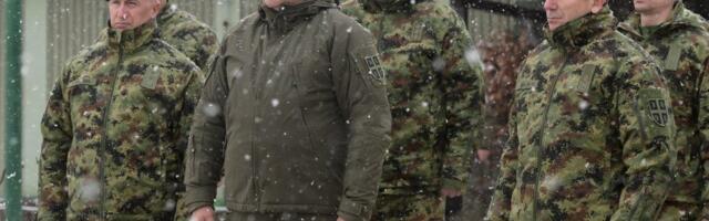 Ministar Gašić u Kopnenoj zoni bezbednosti (FOTO)