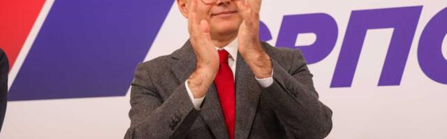 "MI SLUŠAMO GRAĐANE, DOK DRUGI RAZGOVARAJU SA STRANCIMA" Vučević se oglasio moćnim rečima nakon sednice GO SNS: Imamo jasan cilj - bolji život za običnog čoveka