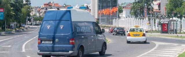 Lekar i medicinska sestra pokušali da prokrijumčare botoks u poštanskoj pošiljci