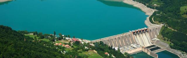 "SPORT NAS JE OKUPIO, DRINA NAS SPAJA" MOSI 2026 u znaku ekologije: Sportisti i građani čistili obalu u Perućcu