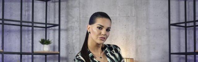 Jovana Ljubisavljević ima KLONA: Ova pevačica je pljunuta KOPIJA misice, a sada je otkrila da li joj smeta što ih stalno mešaju! (FOTO)