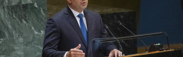 HAOS U SRPSKOM KOMŠILUKU! Predsednik države podneo ostavku i izrekao šokantnu stvar - POLITIKA NAM SE ODVIJA IZVAN INSTITUCIJA, PRIZNAJEM GREŠKE!