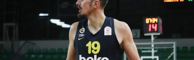 Fener ludo prosuo osam razlike u 20 sekundi, morao da lomi Darušafaku u produžetku (VIDEO)