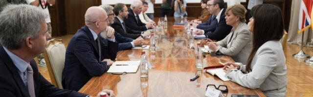 Vučić sa ambasadorima zemalja Kvinte! Predsednik razgovarao i sa šefom delegacije EU (FOTO)
