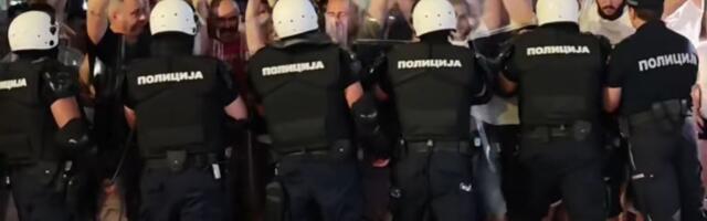 Čačani protestovali ispred kuće načelnika čačanske policije