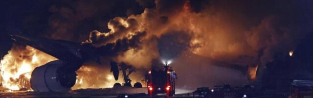 NAKON STRAVIČNOG UDARA AVIONA! Oglasio se pilot DRAMATIČNOM porukom, evo koliko ima povređenih u nesreći! (VIDEO)