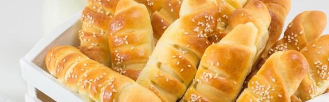 Kiflice s pivom nikad ne dočekaju sutra: Filujte ih po želji, a preukusne su i prazne!