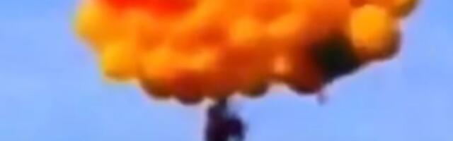 Poduhvat sveštenika završio tragično: Vezao za sebe 1.000 balona i odleteo, a pogledajte šta mu se dogodilo