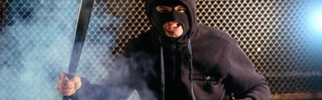 HOROR U JAKOVU! Mladića (21) unakazili maskirani napadači - brutalno pretučen drvenim palicama!