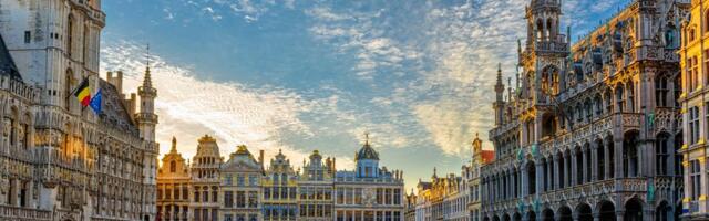 GLAVNI GRAD EU KONAČNO DOBIO VLADU POSLE VIŠE OD 600 DANA! U dugu 15 milijardi €, briselski političar objavio fotografiju na kojoj je beli dim "Odahnuli smo"