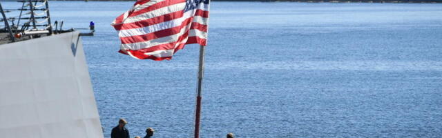 Vol strit žurnal: Vojska SAD priprema zauzimanje brodova povezanih sa Iranom