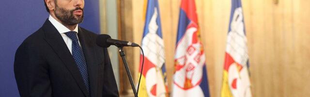 Šapićev paradoks: Dok najavljuje spomenik Draži Mihailoviću, na klupu Novog Beogrda doveo trenera iz Hrvatske