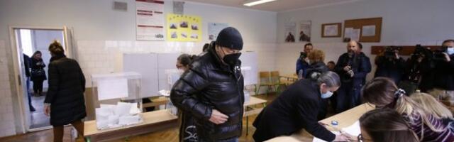 DUŠKO VUJOŠEVIĆ POZITIVAN NA KORONU! Nakon glasanja mu se slošilo!