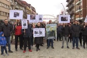 Протест у Косовској Митровици, тражи се ослобађање Слађана Трајковића