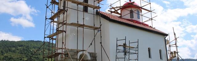 Prijepoljci ne posustaju, nastavlja se akcija obnove i uređenja hrama u Crkvenim Tocima