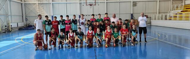 Mali košarkaši “Zekasa ’75” iz Rače gostovali u Delčevu