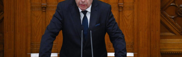 Председник Мађарске: Упркос претњама, још сам уверенији да нема места за моју оставку