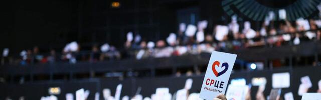 Srbija centar Srce: Debakl Vučića, vojnici pozdravili studente