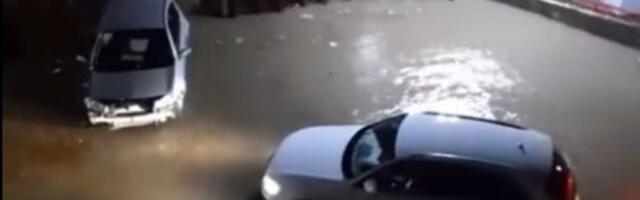 Stravično nevreme pogodilo Crnu Goru: Bujica odnela most u Kolašinu (VIDEO)