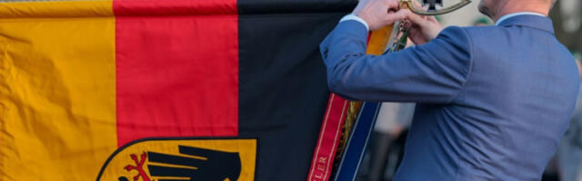 Немачка тражи излаз: Мерц у паду, проблеми у порасту