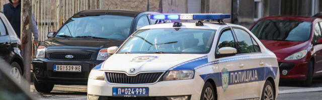 POŽAR U RIPNJU: Bačen Molotovljev koktel na pogrebnu radnju!