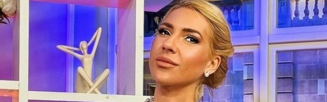 NAPADNUTA JOVANA JEREMIĆ! Drama - voditeljki UNIŠTEN AUTOMOBIL - HITNO se OGLASILA