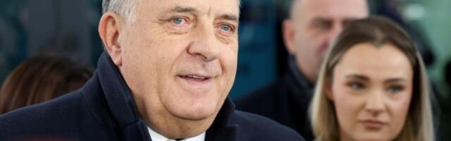 Dodik glasao u Laktašima za predsedničke izbore u RS
