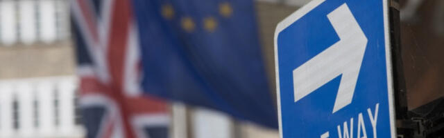 Западни новинар оптужио Британију да изазива светски рат